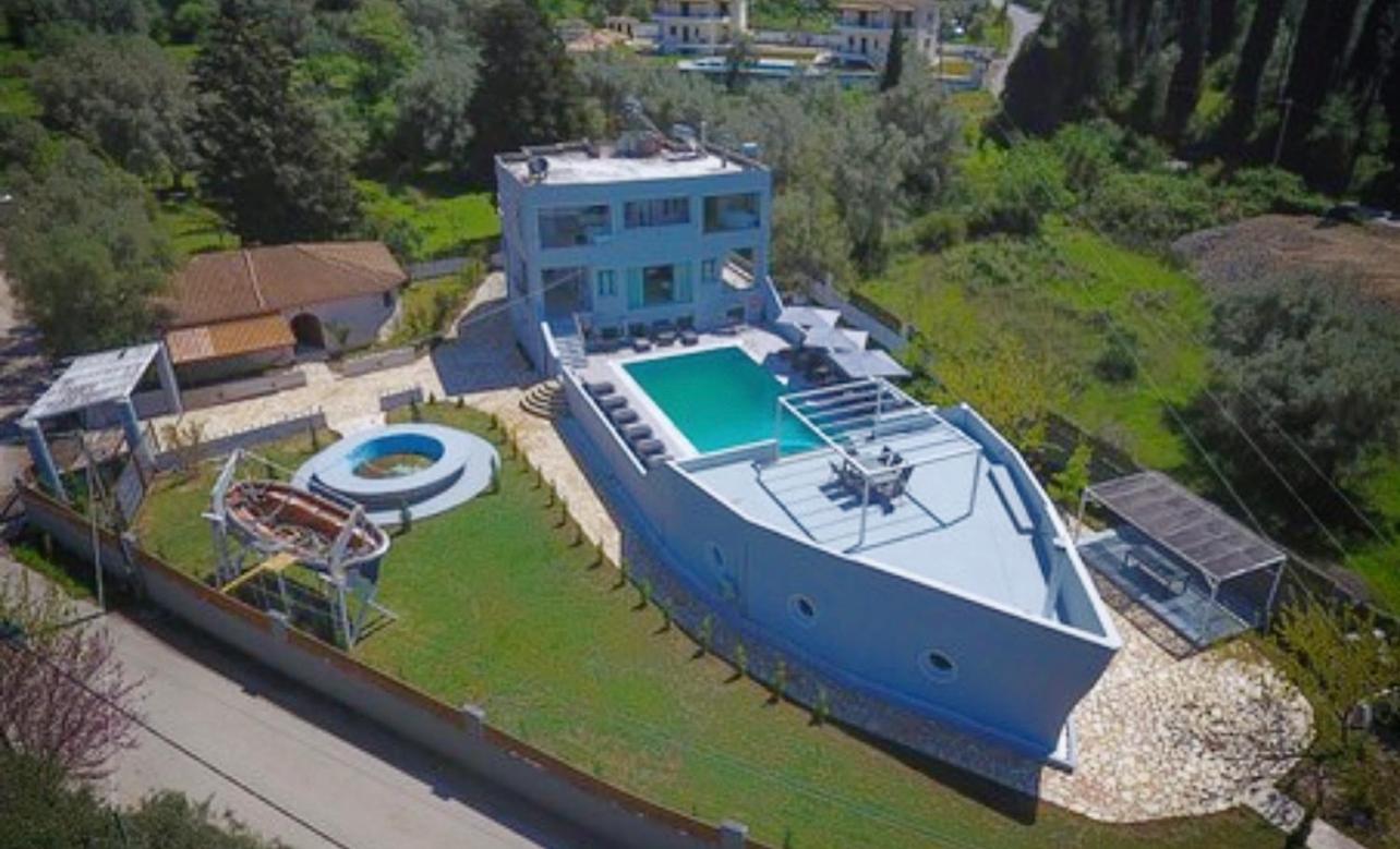Boat Villa Geni  Exterior photo